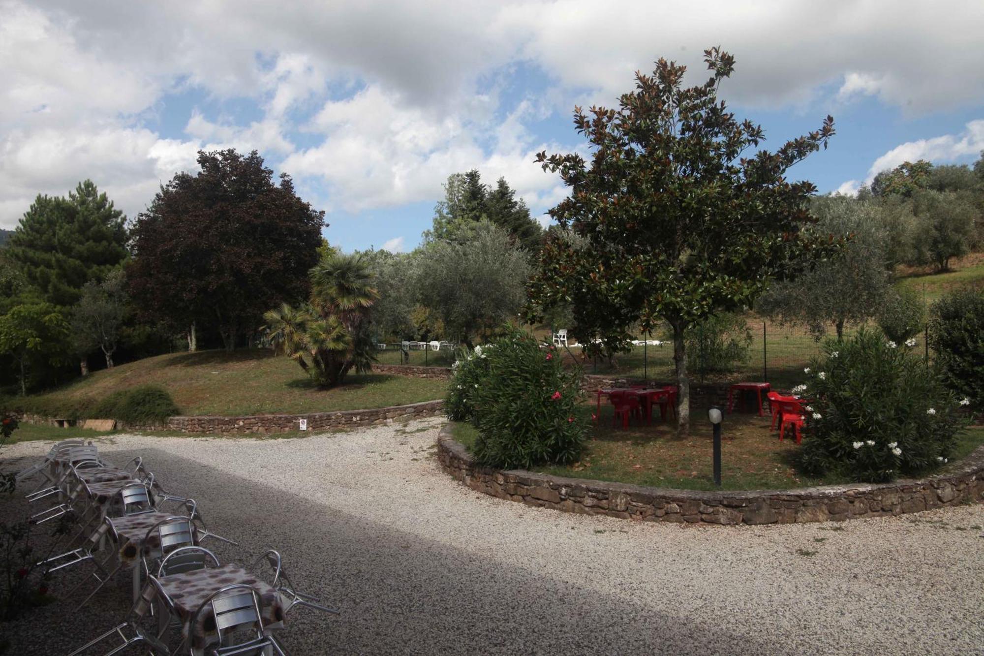 Bed And Breakfast Villa Torre Degli Onesti Apartments Lucca Exterior foto